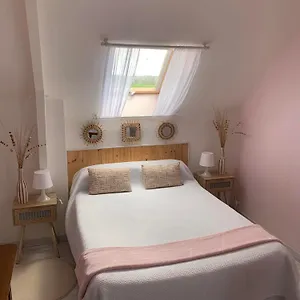 https://les-grillettes.inbrittany.com