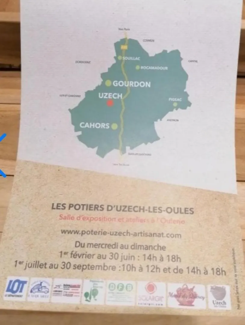 Couette-café Chambre hotes les oiseaux Uzech